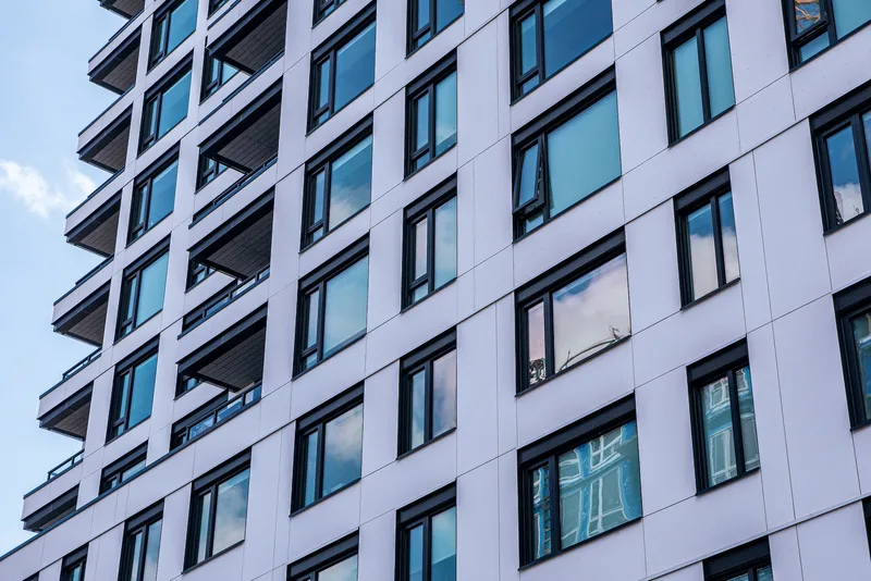 14 Glisan — photo 3