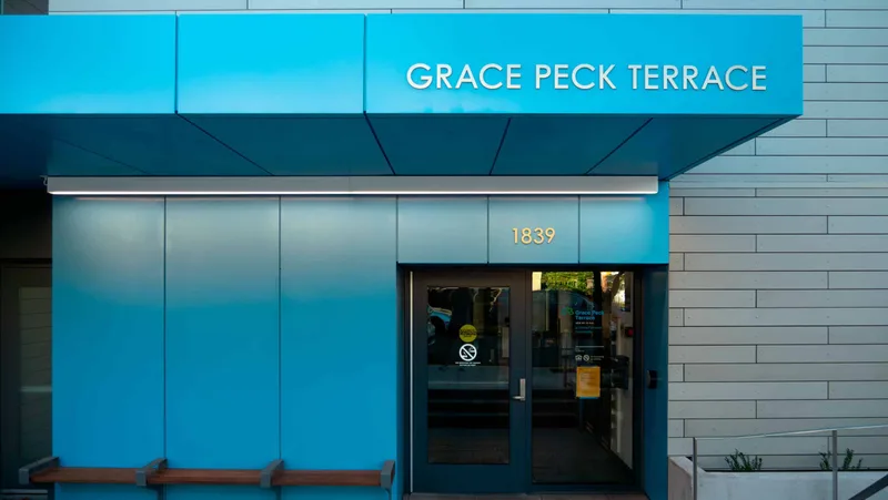 Grace Peck Terrace — photo 4