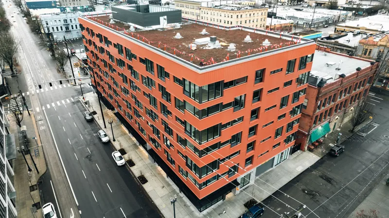 550 Apartments — photo 3