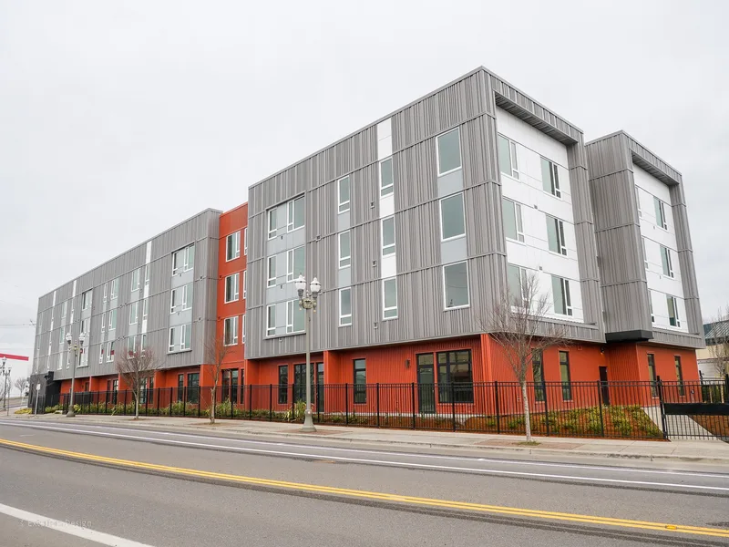 Jefferson Apartments — photo 9